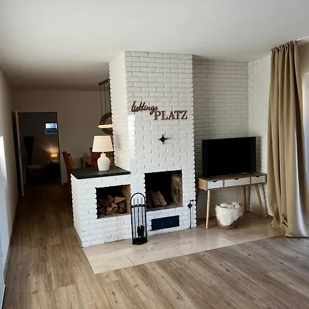 Apartment Zum Weissen Hahn *