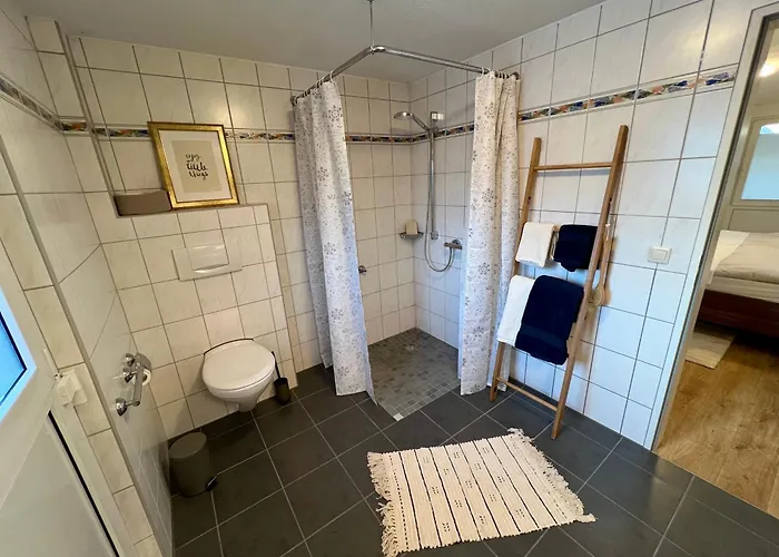 Zum Weissen Hahn Апартаменты *